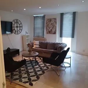 https://broadway-2bed-flat.yorkshirehotels.net